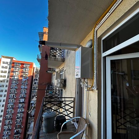 Мой Дом Apartamento Batumi Exterior foto
