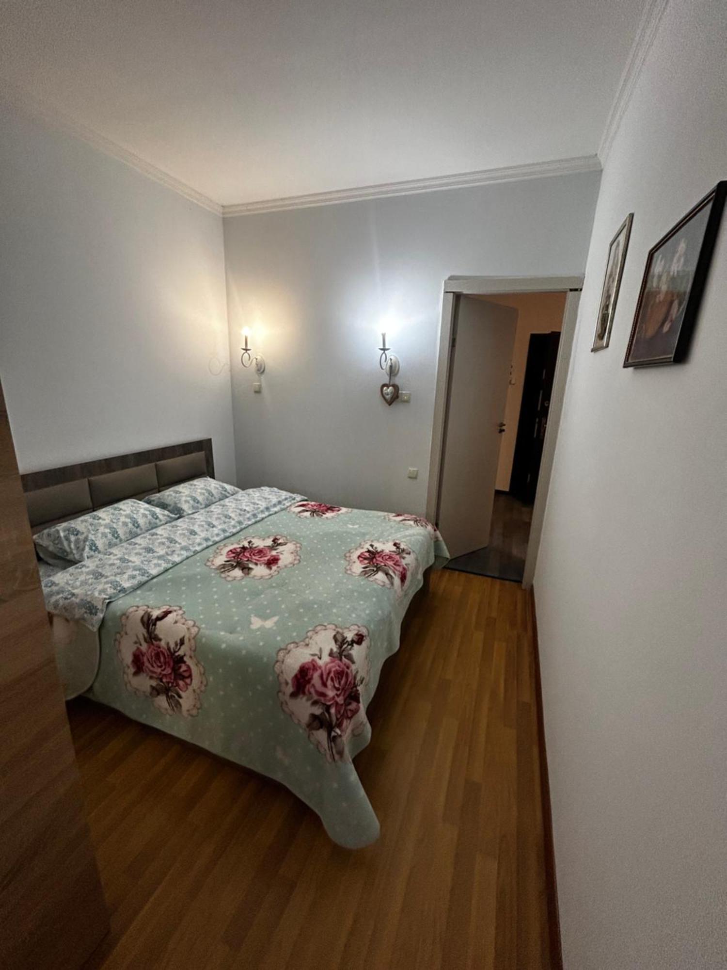 Мой Дом Apartamento Batumi Exterior foto