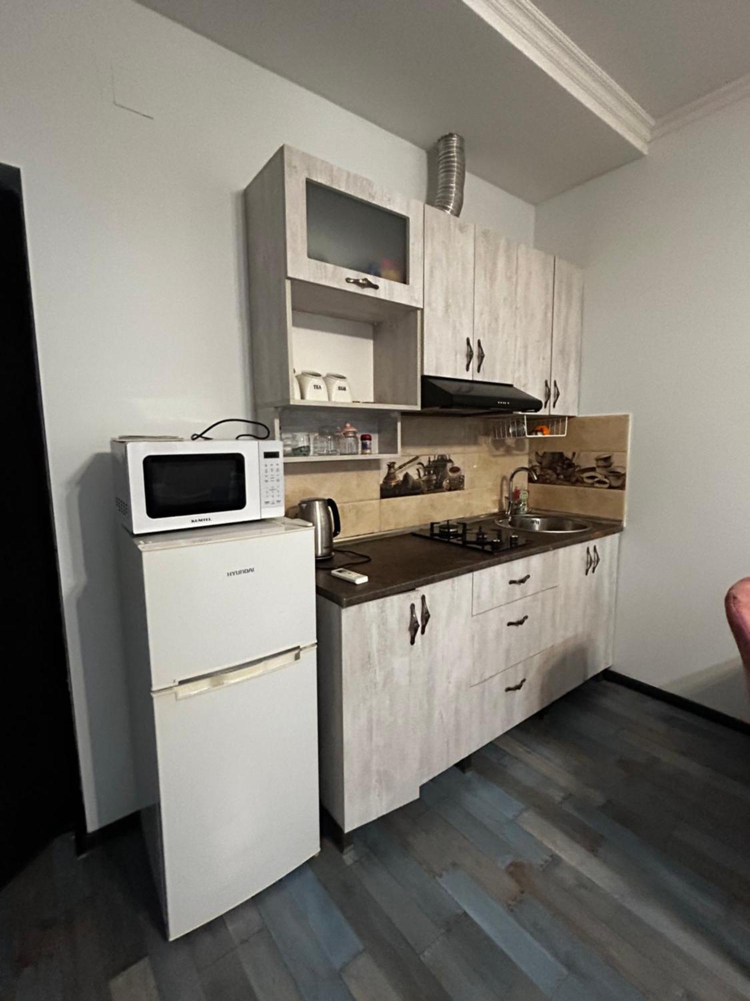 Мой Дом Apartamento Batumi Exterior foto